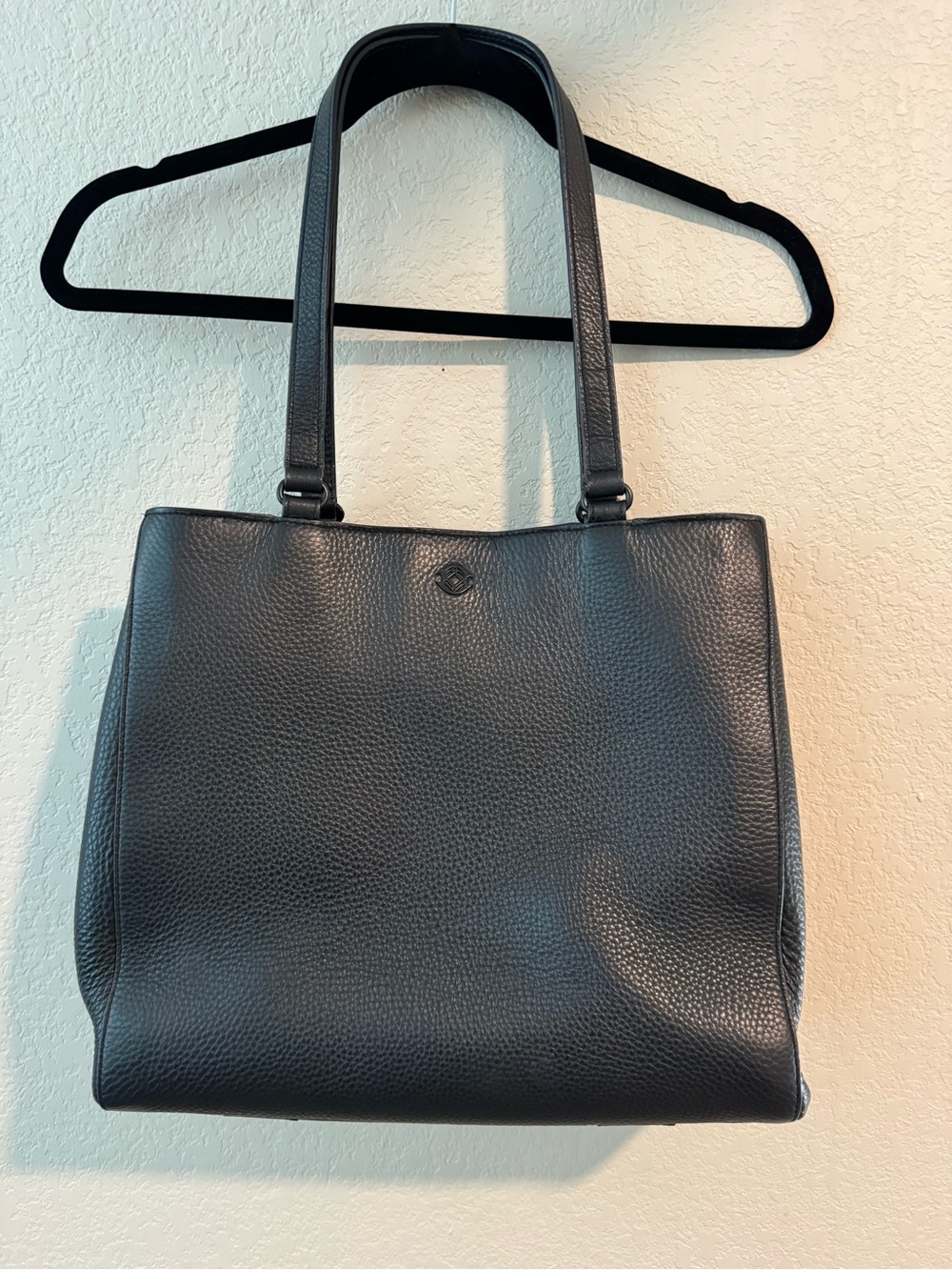 Dagne Dover Black Pebbled Leather Tote.  Medium size   Like new